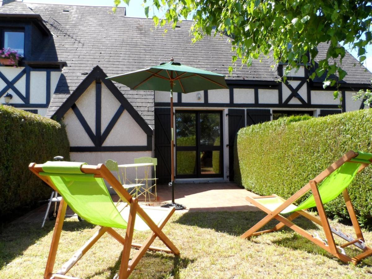 Charmant Cottage Normand Avec Jardin, Proche Hippodrome, Piscine Chauffee Et Tennis, Parking Prive - Fr-1-487-288 Cabourg Exterior foto